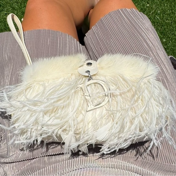 DIOR RARE CLUTCH - Picture 3 of 3